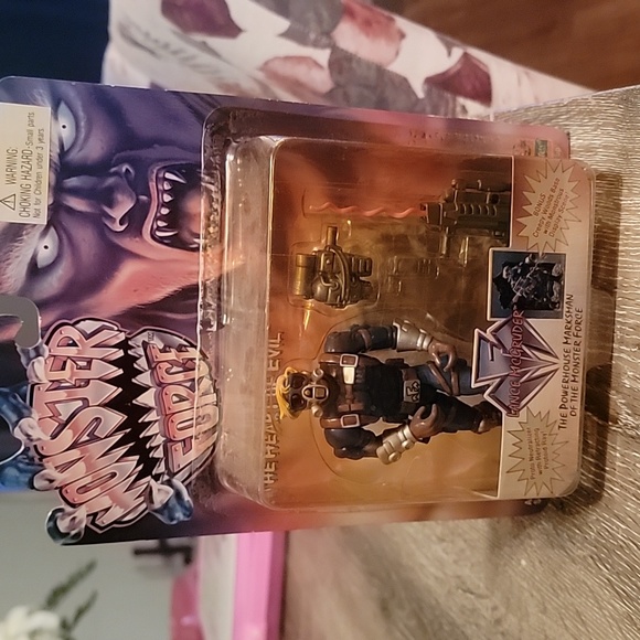 Monster force - Picture 6 of 6